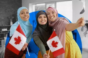 Immigrate to Canada: Financial and Banking Challenges 2023